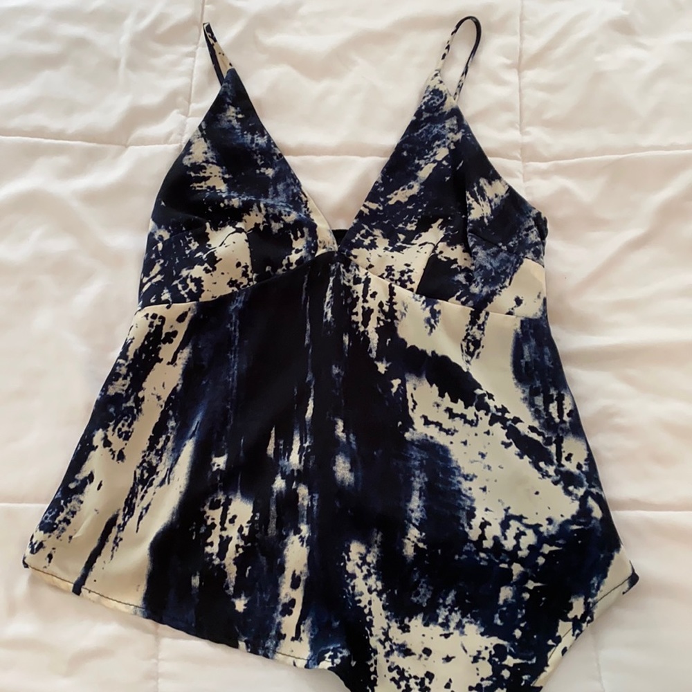 Blue and white tank